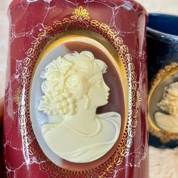 Mount Clements Pottery Vintage Porcelain Cameo lidded vessels. - Picture 6 of 10